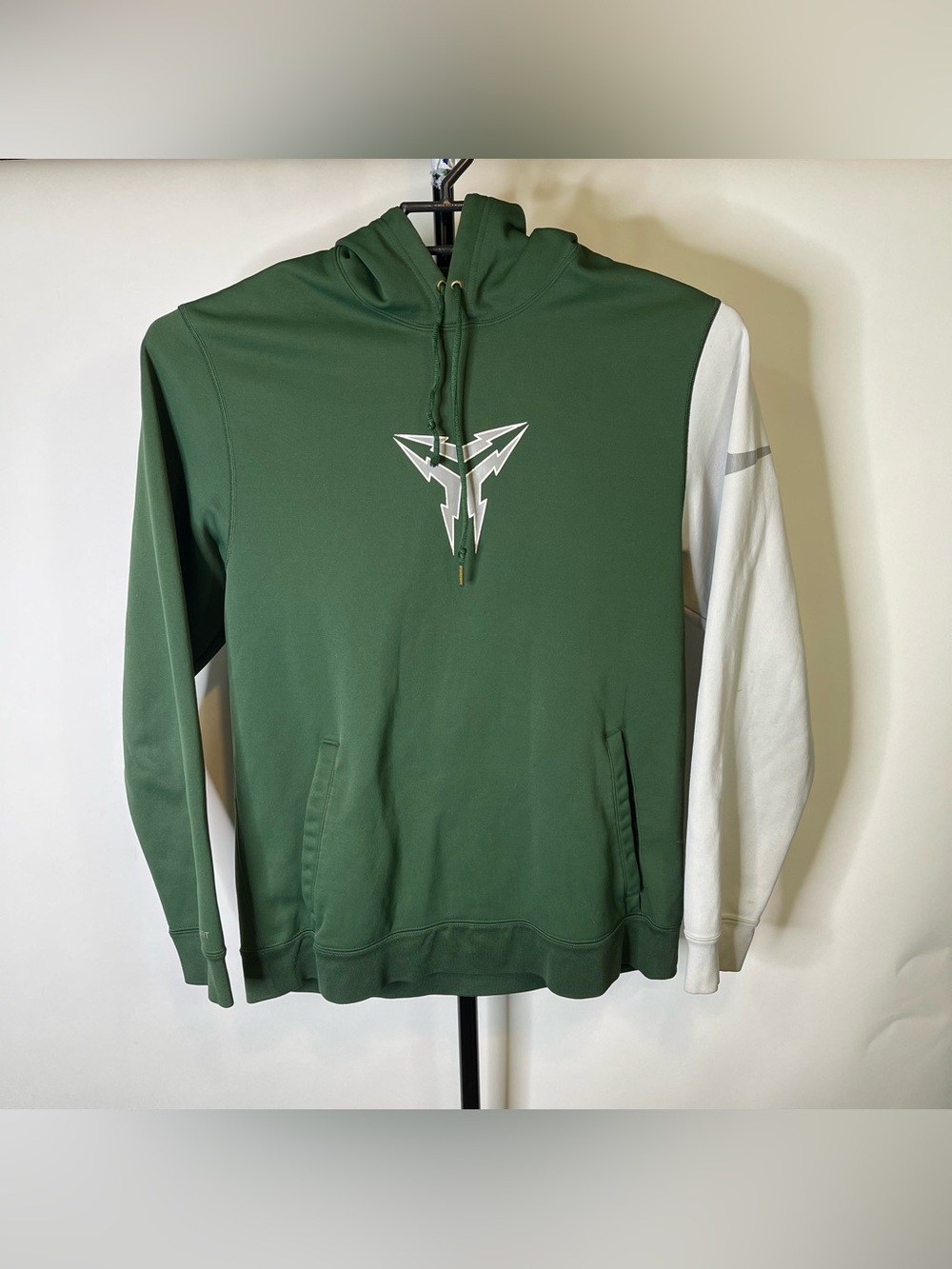 Vintage Nike Kobe Bryant Sheath Logo Hoodie Size Large Men’s